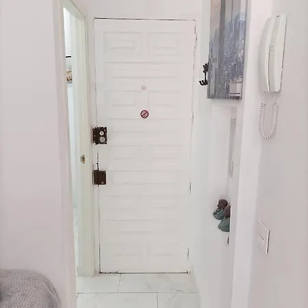 Cómodo Al Lado De La Playa De Canteras Apartamento Las Palmas de Gran Canaria